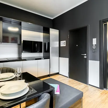 Palazzo Quantum 1 * Milan
